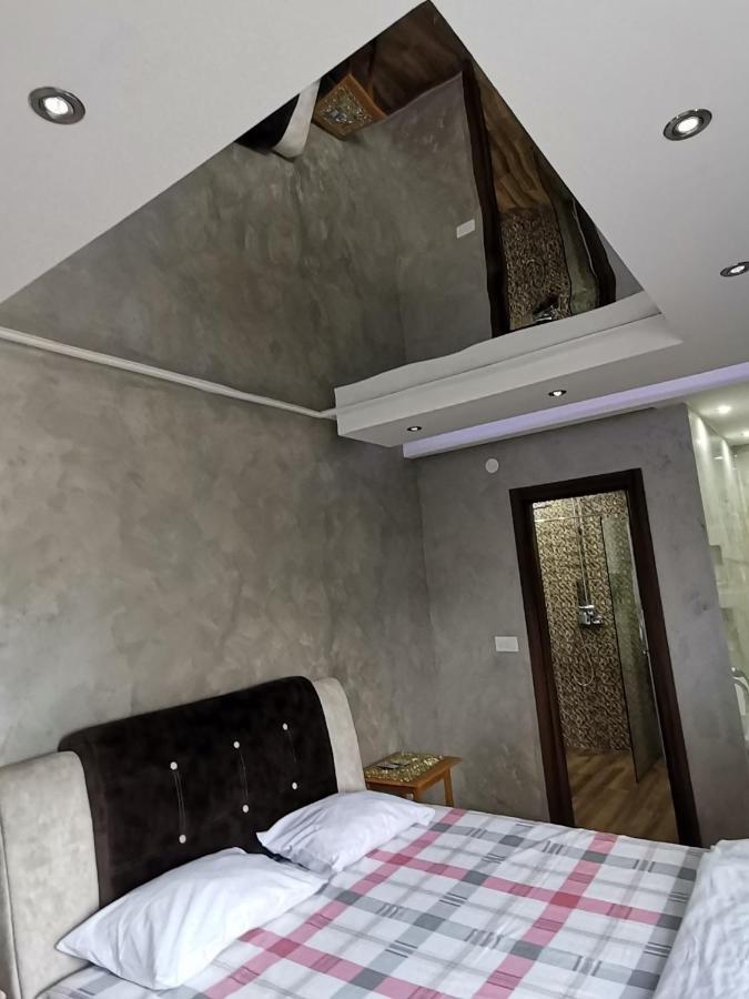 Airport Apartments Белград Екстериор снимка