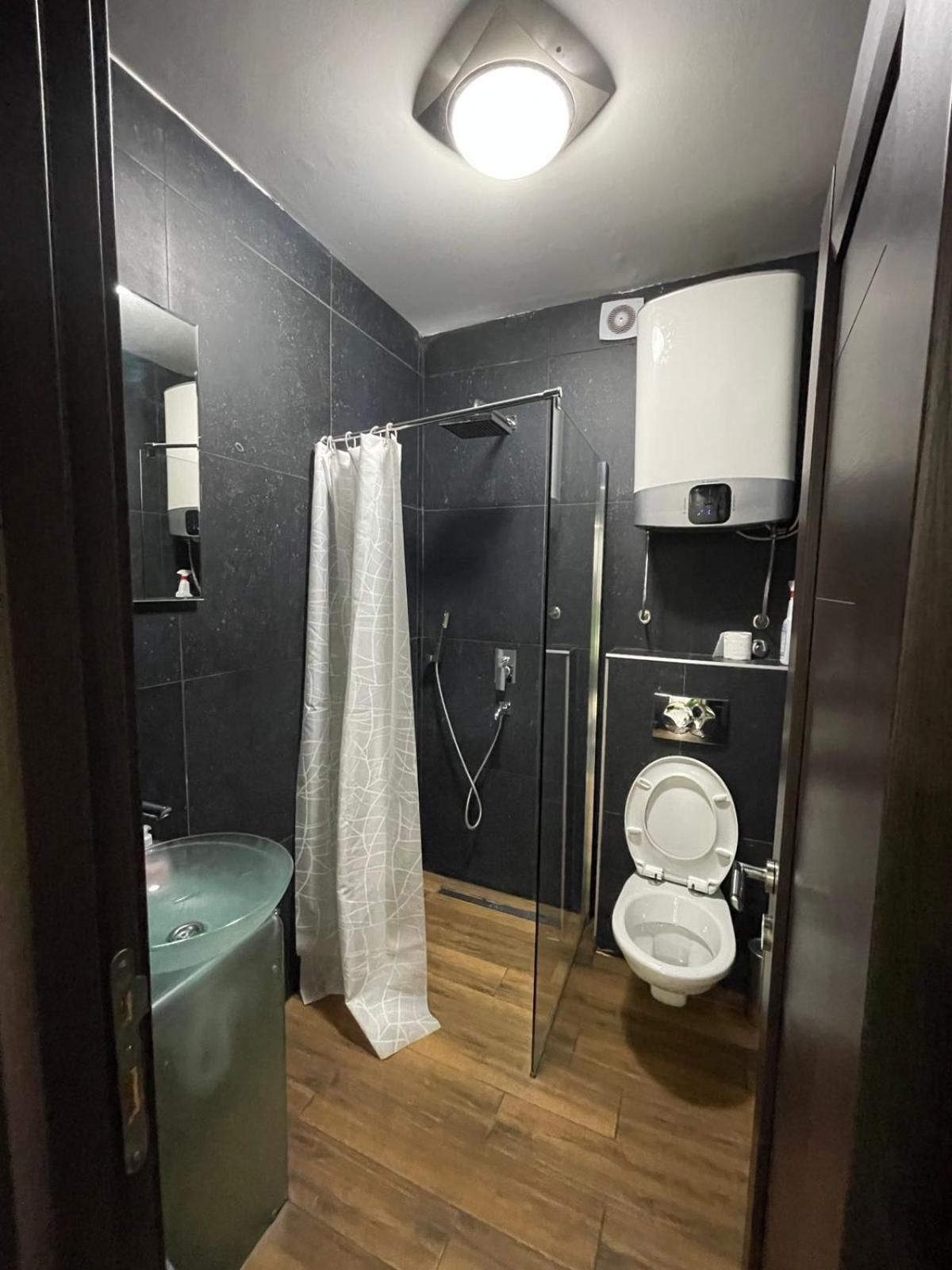 Airport Apartments Белград Стая снимка