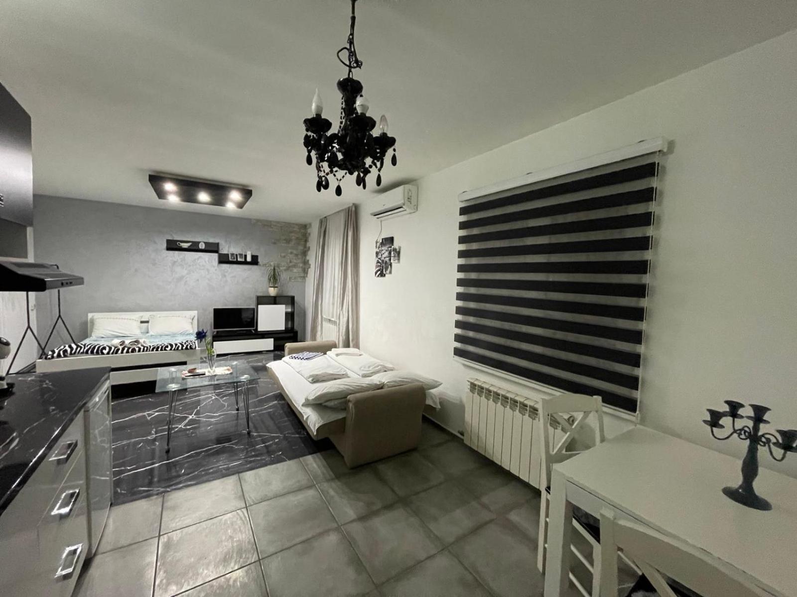 Airport Apartments Белград Стая снимка