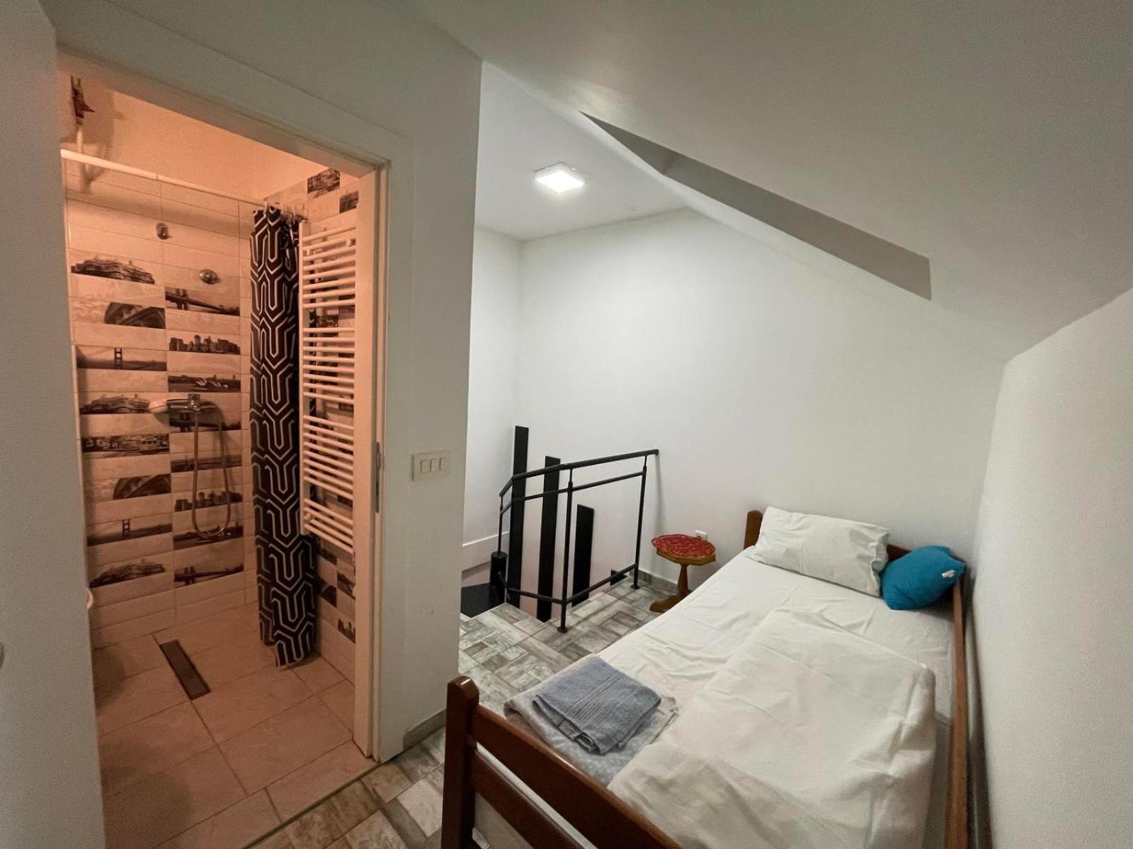 Airport Apartments Белград Стая снимка