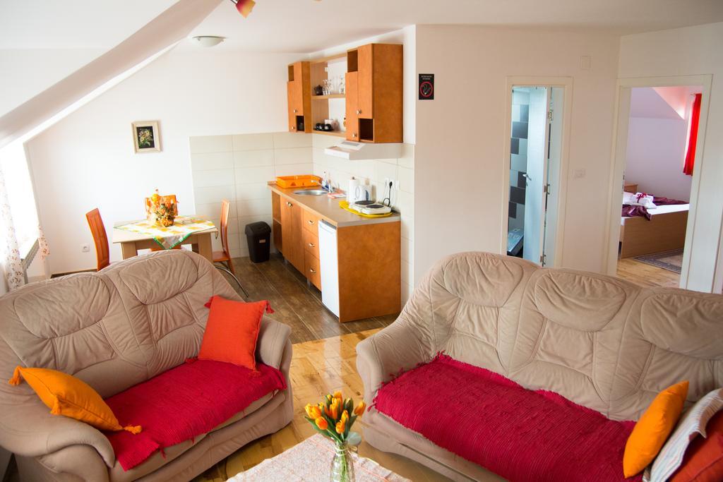 Airport Apartments Белград Екстериор снимка