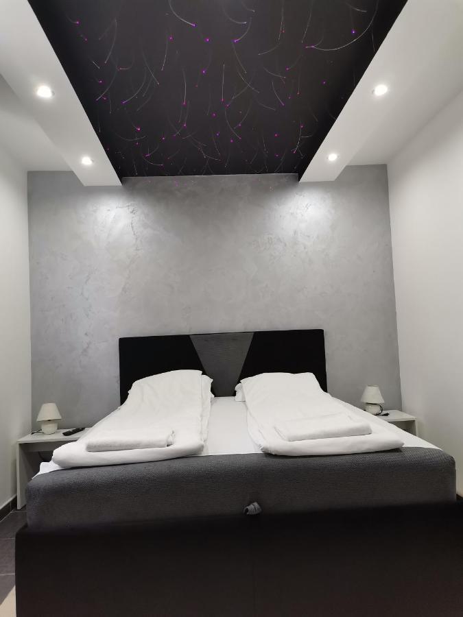 Airport Apartments Белград Екстериор снимка